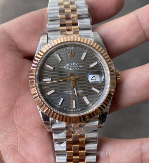 Rolex Datejust M126331-0020 41MM VS Factory Gold Bezel Replica Watch